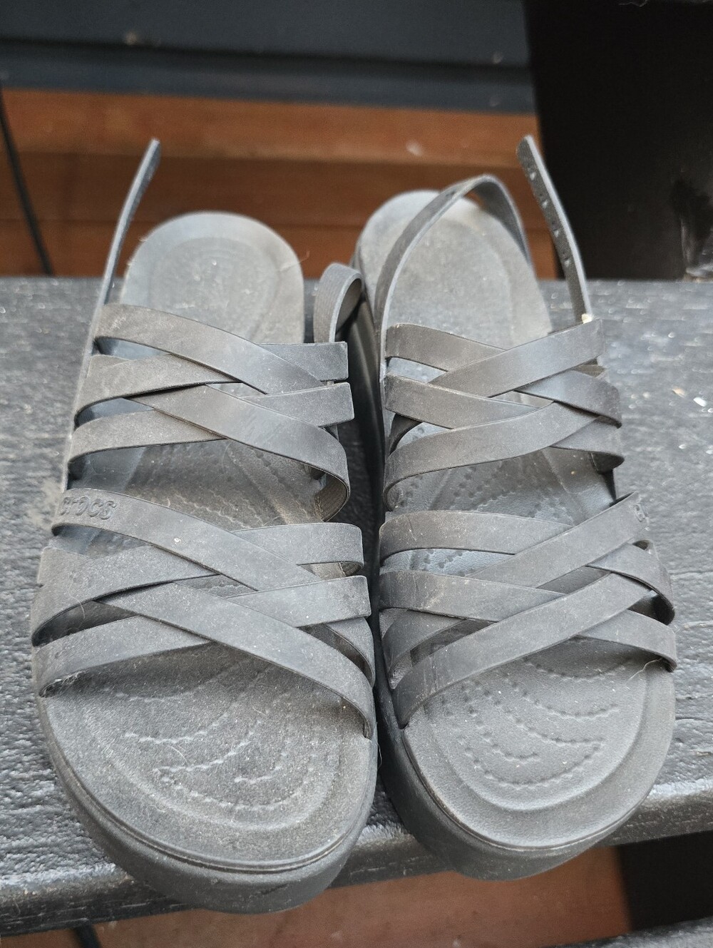 Crocs Literide Brooklyn Strappy Low Wedge Sandal Womens Size 9 Black